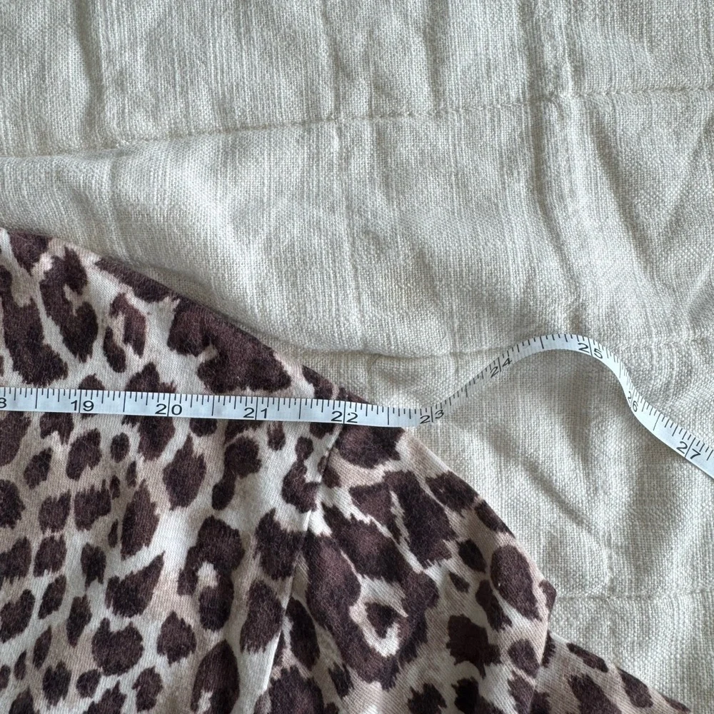 Catherine’s Leopard Print Women's Top - Size 3X or 26/28W - Great Condition! - Picture 6 of 7